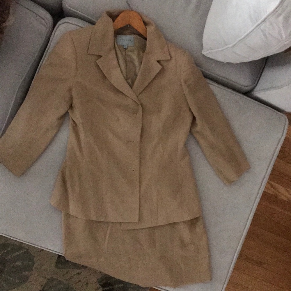 Jigsaw Linen Suit - Made in England